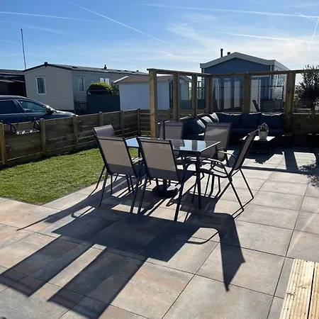 Traumlage Nr71 Zweite Reihe Direkt Am Wattenmeer Erste Reihe Unendliche Weite, Eingebettet In Der Holiday home Westerland