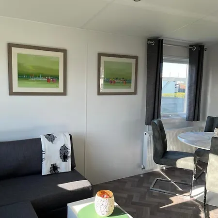 Traumlage Nr71 Zweite Reihe Direkt Am Wattenmeer Erste Reihe Unendliche Weite, Eingebettet In Der Holiday home Westerland